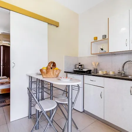 Apartment Aias